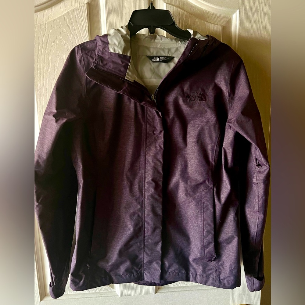 The NORTH FACE Women’s Shell Jacket